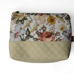 Cipzáros neszeszer - beige flowers