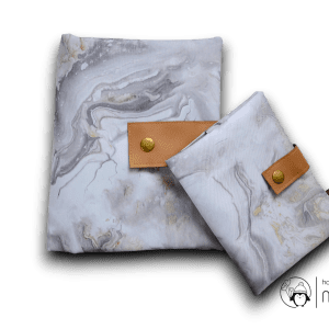 Pelenkázó neszeszer - kiskönyv borítóval csomagban - 2 in 1 - Marble Dream